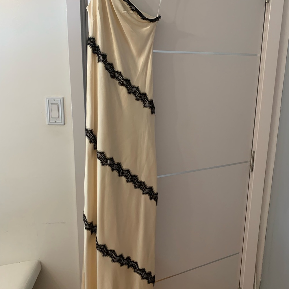 Shona Joy Camille Lace Asymmetrical Maxi Dress in Cream/Black - Picture 3 of 6